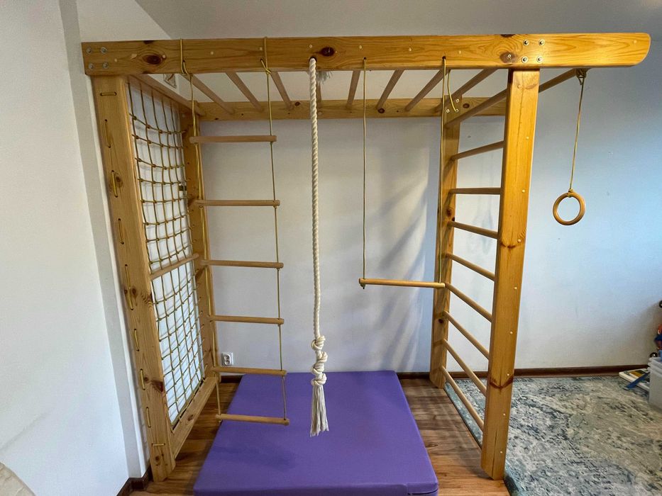 Drewniany zestaw gimnastyczny dla dzieci