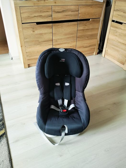 Sprzedam fotelik samochodowy