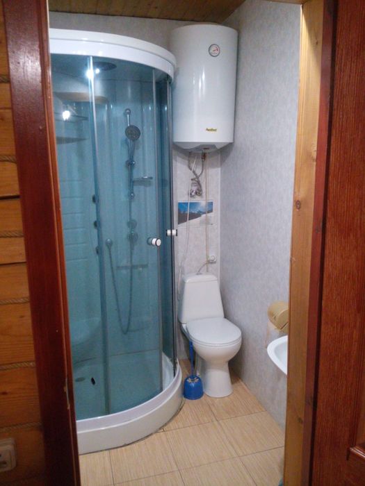 Дом у Ясіня. 5 кімнат.