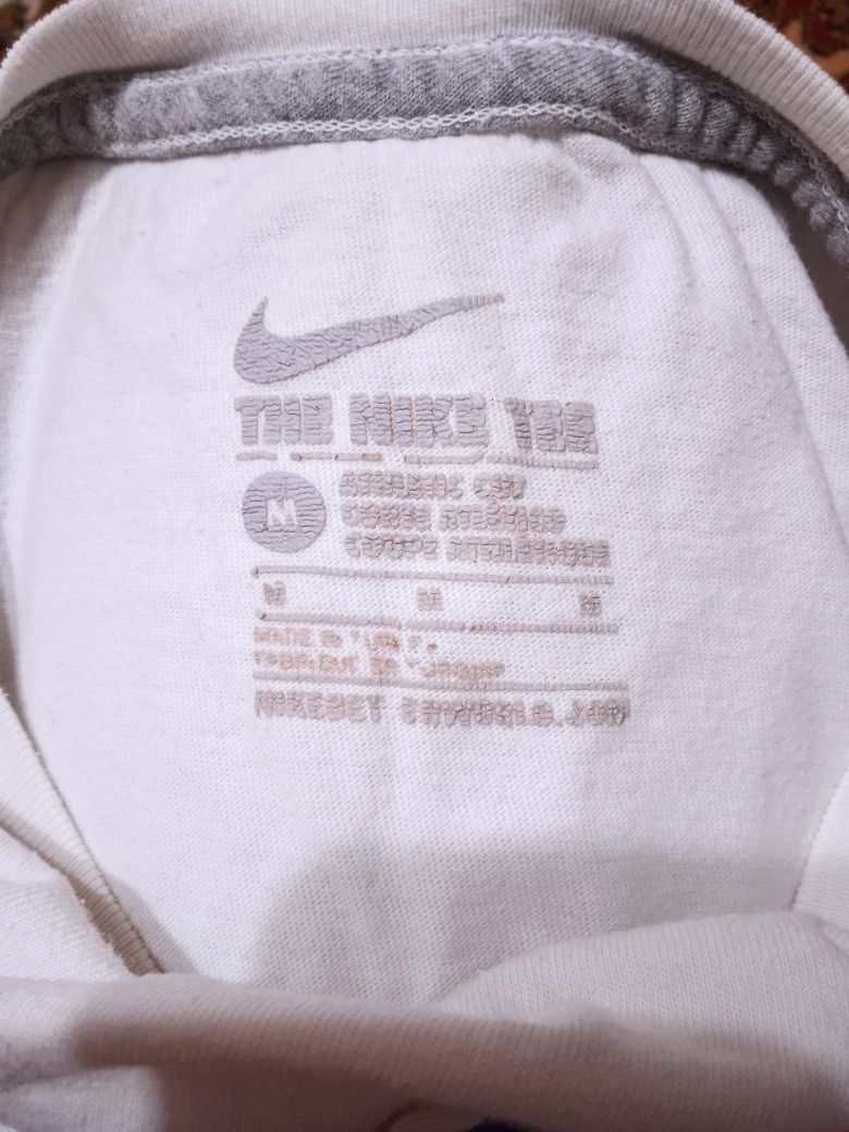 Футболка от Nike
