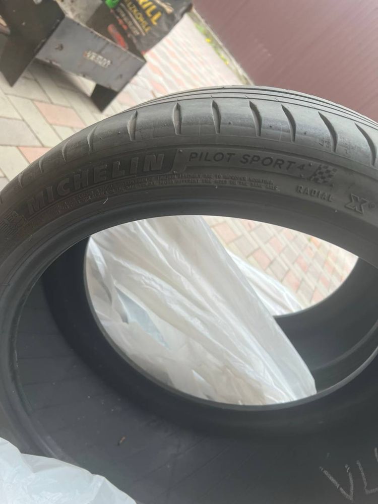 Michelin Sport 4  255/35/R19 - 2шт