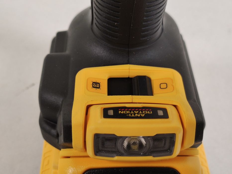 Безщітковий дриль шуруповерт DeWALT DCD801QQ2 XR POWERPACK™ 20Vmax