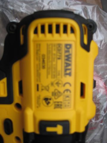 Дрель Dewalt DCD 778