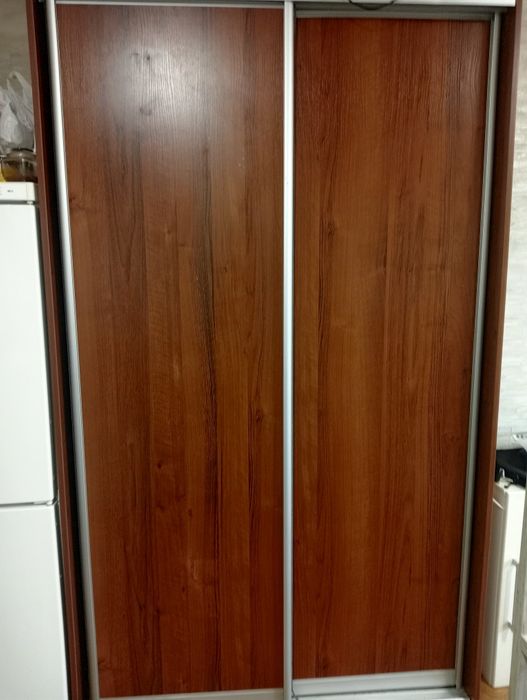Продам шкаф купе для повсякденного ,уористування
