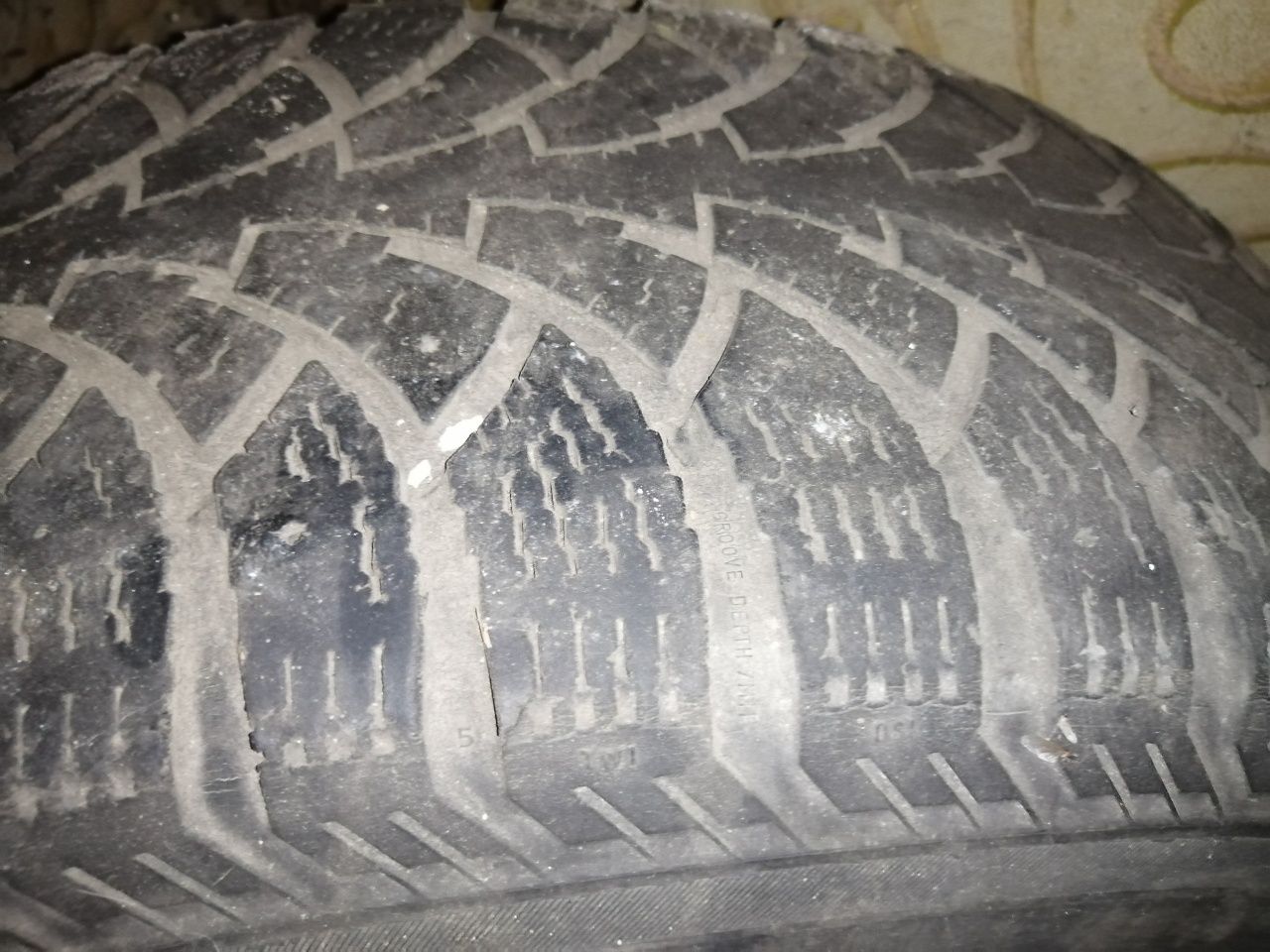 Диск з резиною r17 6x139,7 (6x5,5)