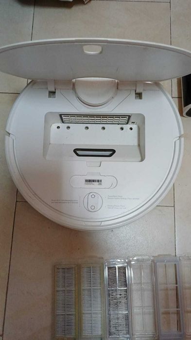 Xiaomi Mi Robot Vacuum Mop P Robot Aspirador Branco + accessorios