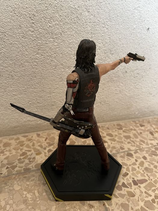 Cyberpunk 2077: Male V Figure & Johnny Silverhand Figures