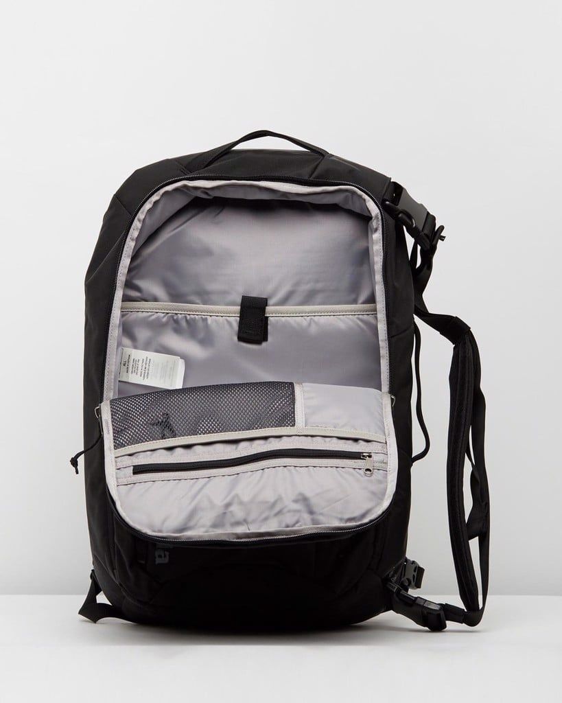 Рюкзак Patagonia Tres Pack 25L Black