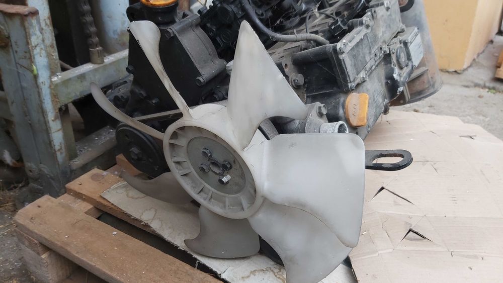 Silnik Yanmar 3TNV76