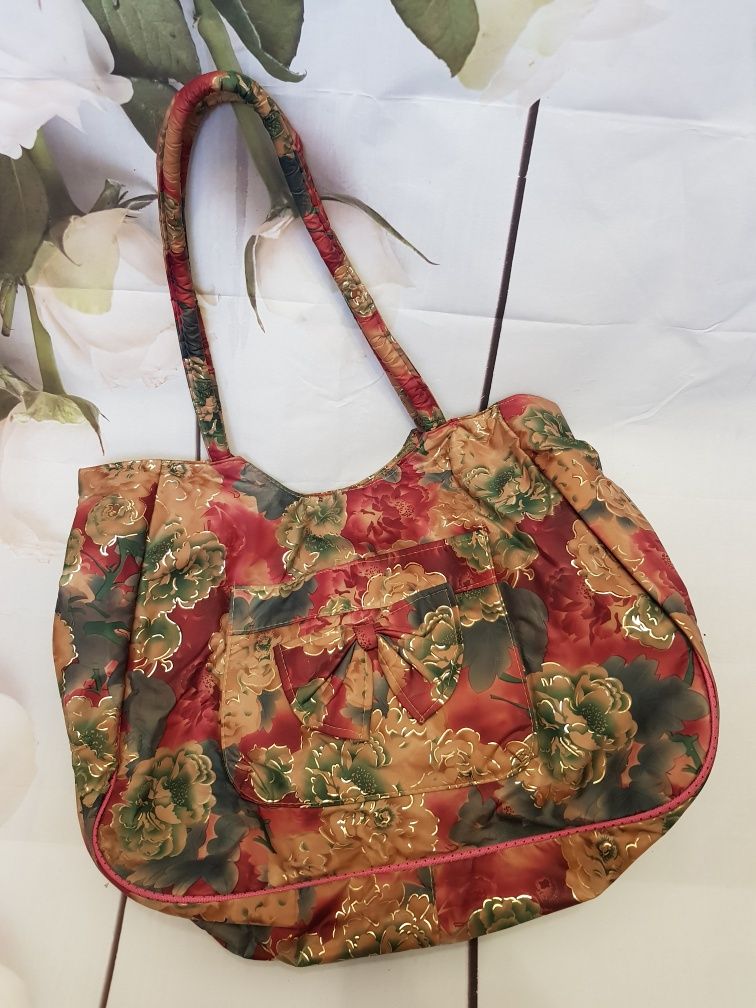 Женская сумка шопер в цветочный принт большая вместительная