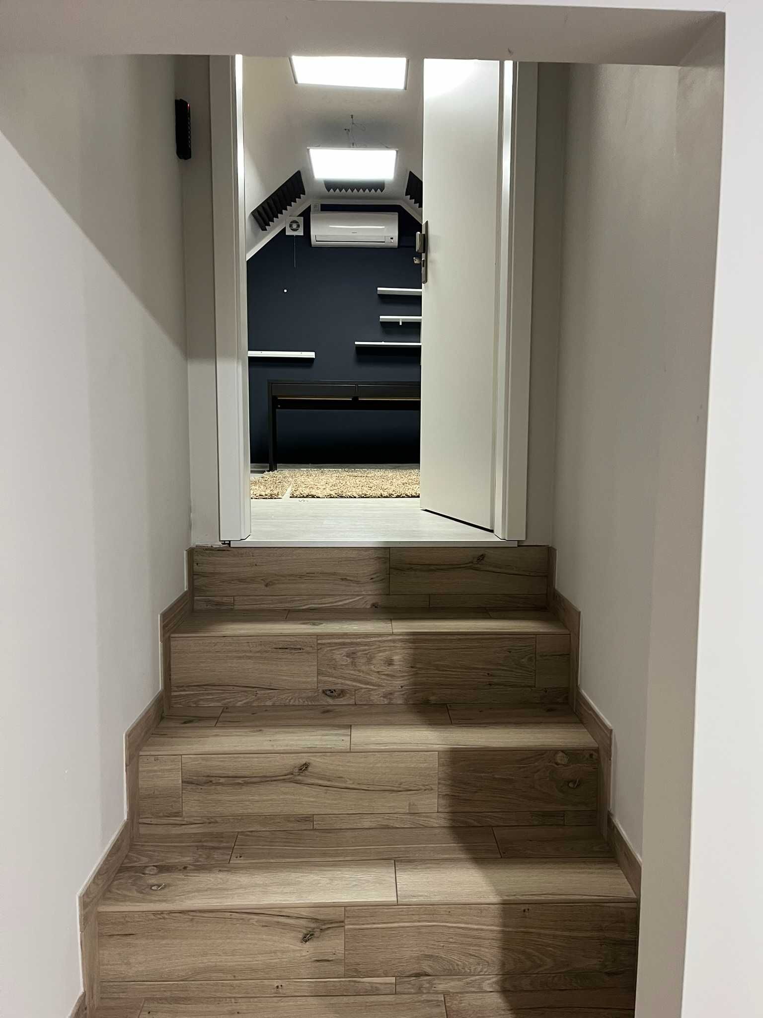 Wynajmę lokal 209 m2/biurowy / magazynowy / hurtownia / działalność IT