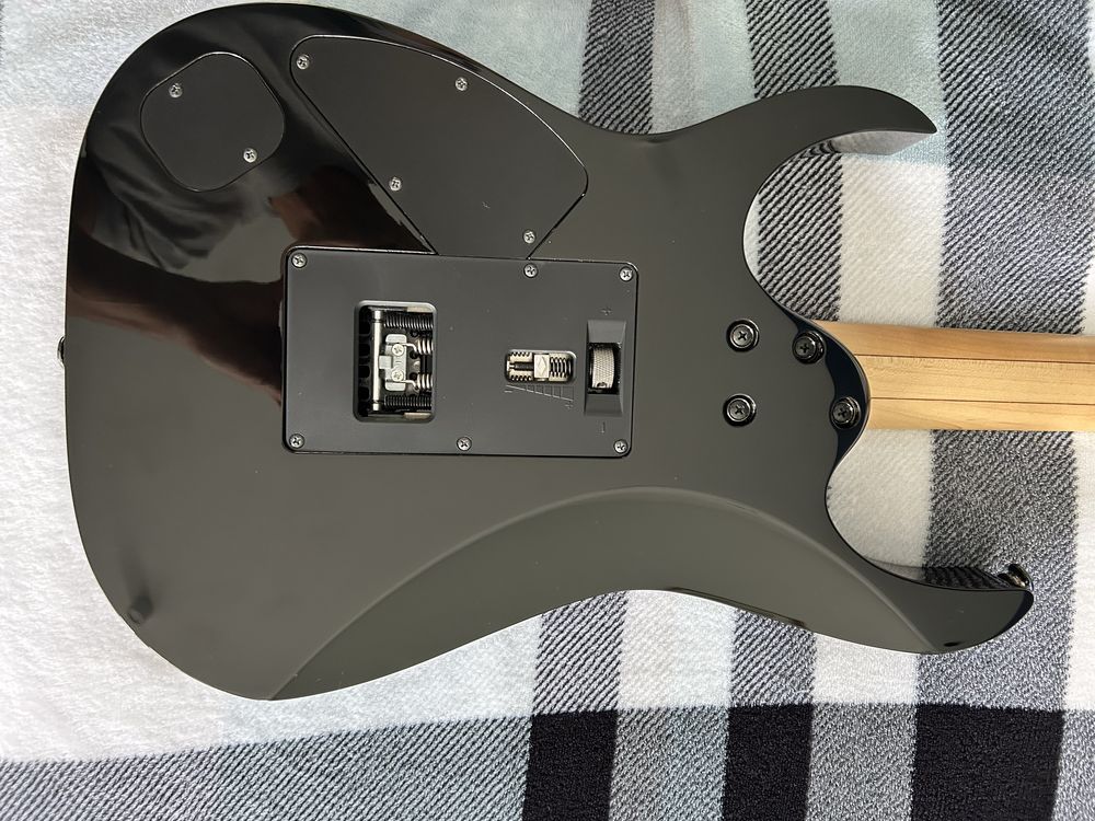 Ibanez Prestige RG2570Z