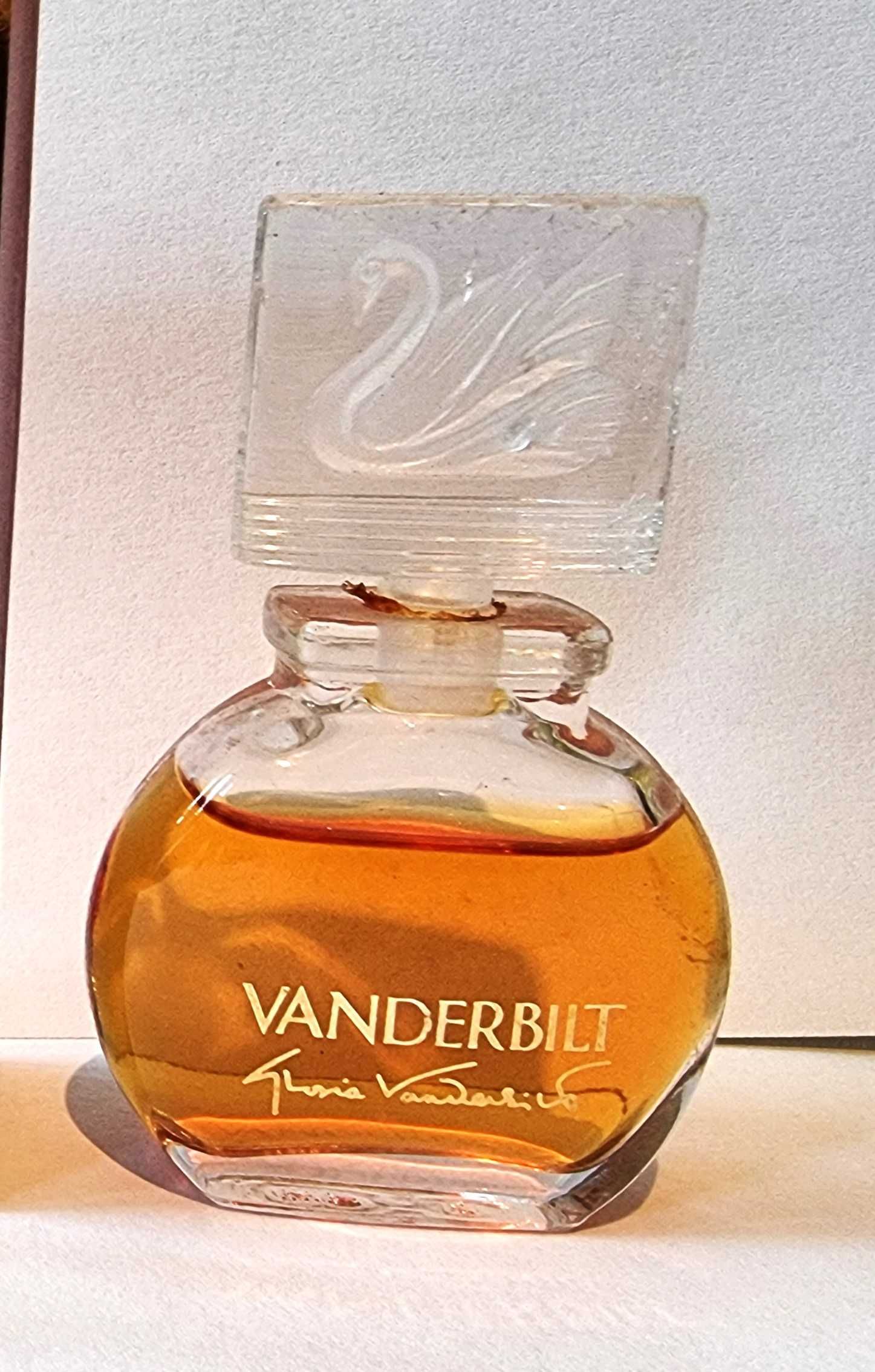 Gloria  Vanderbilt  VANDERBILT  EDP 7,5 ml