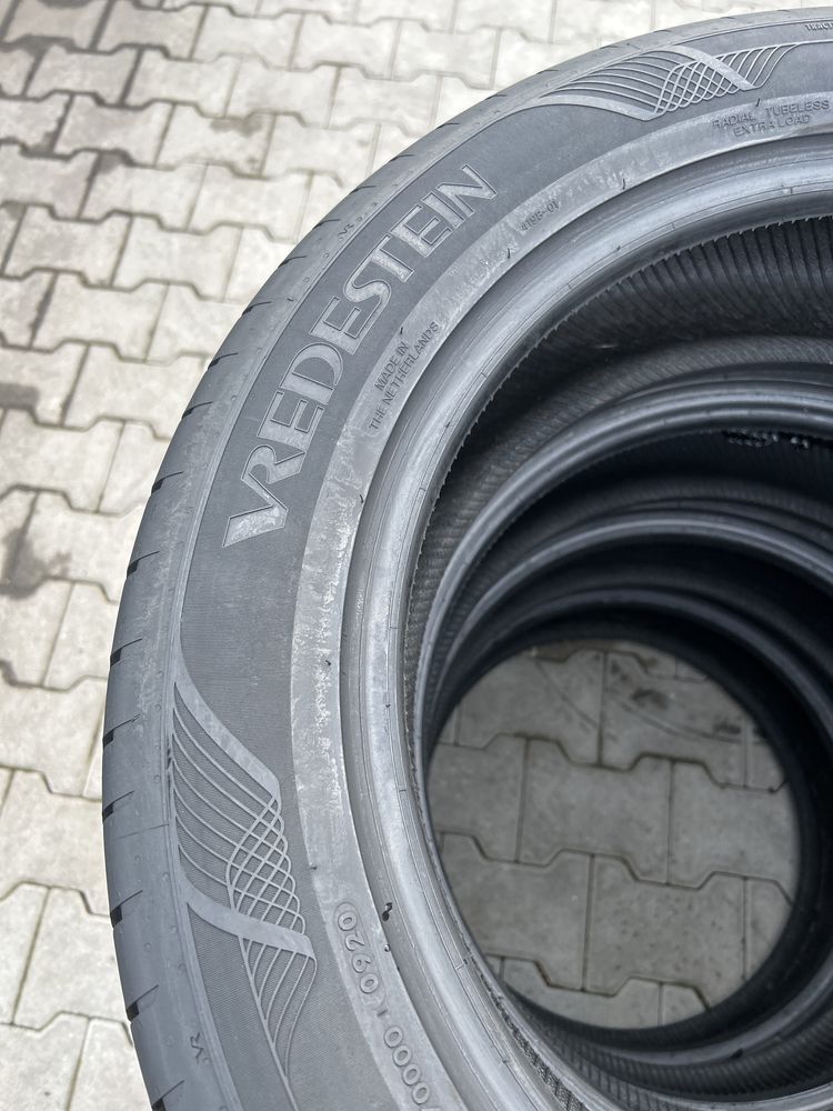 Vredestein 235/55R19 105W Ultrac Satin