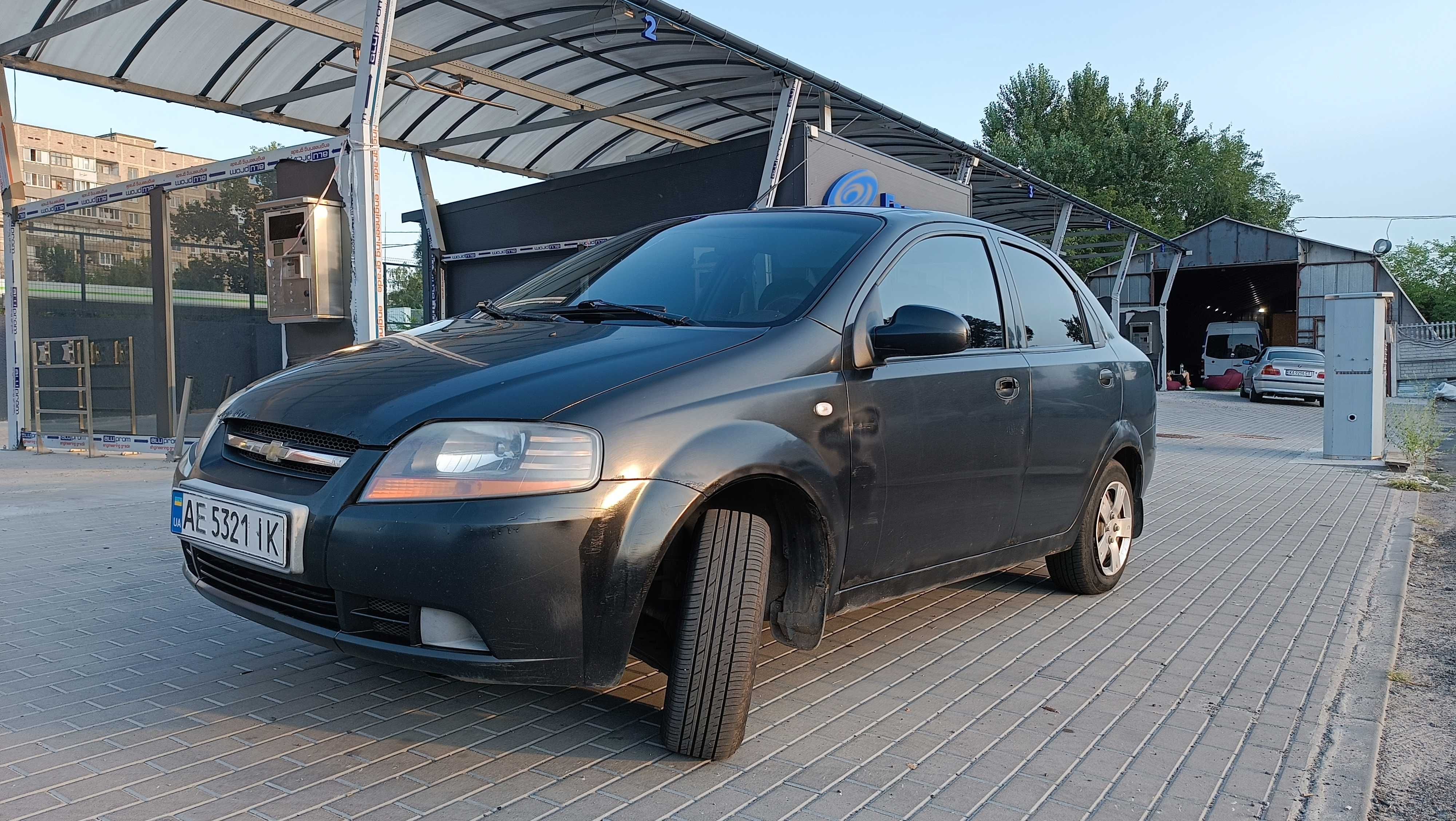 Продам Chevrolet Aveo 2005 год. Очень надежная и экономичная машина.