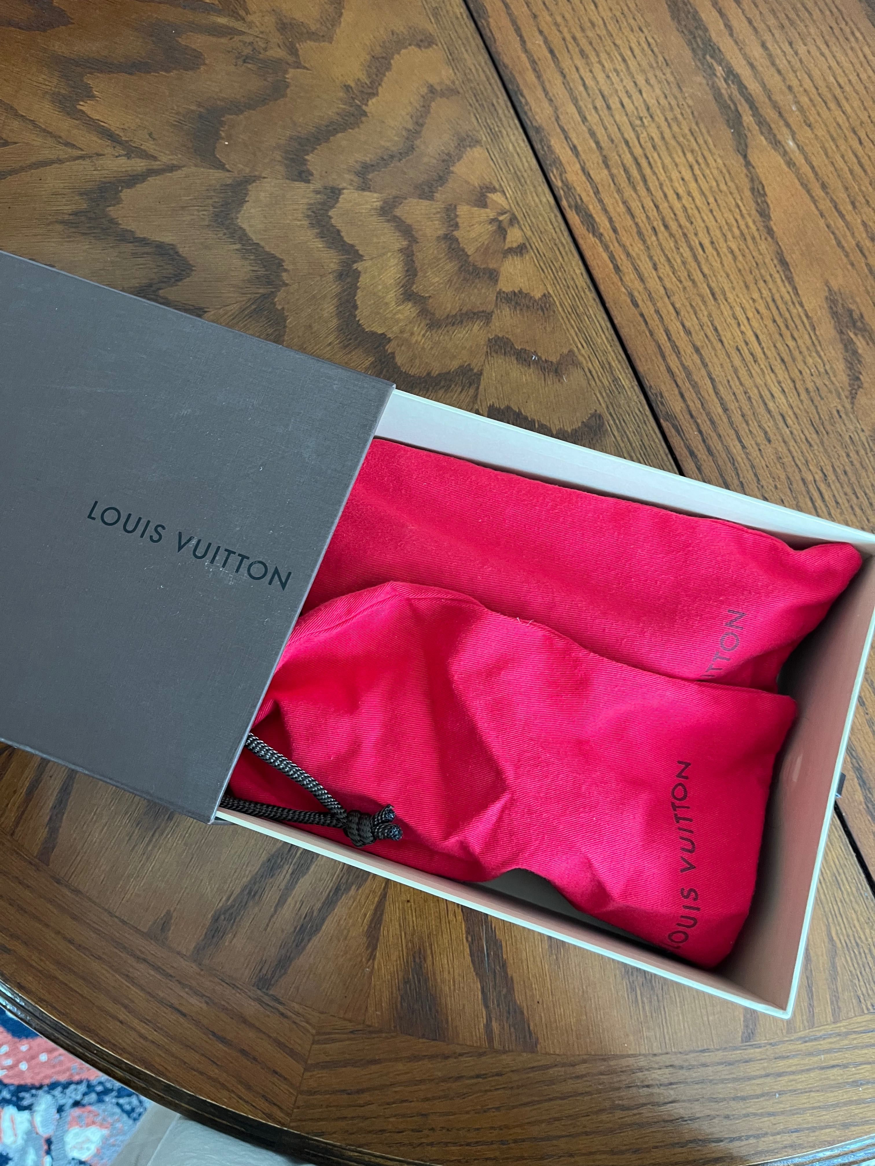Туфлі від Louis Vuitton оригінал повне упакування ,розмір 37,5