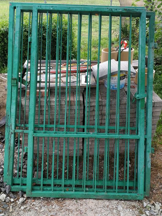 Brama stalowa wraz z furtką