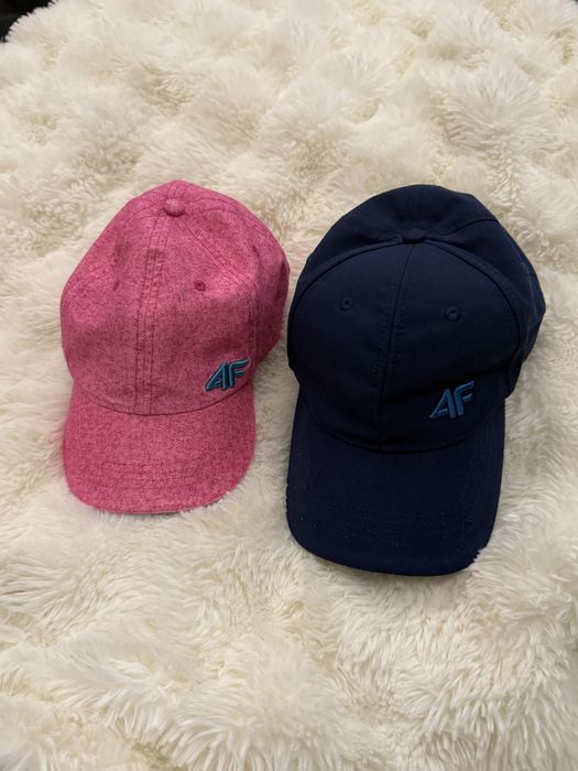 Czapki z daszkiem 4F męska S/M oraz damska one size