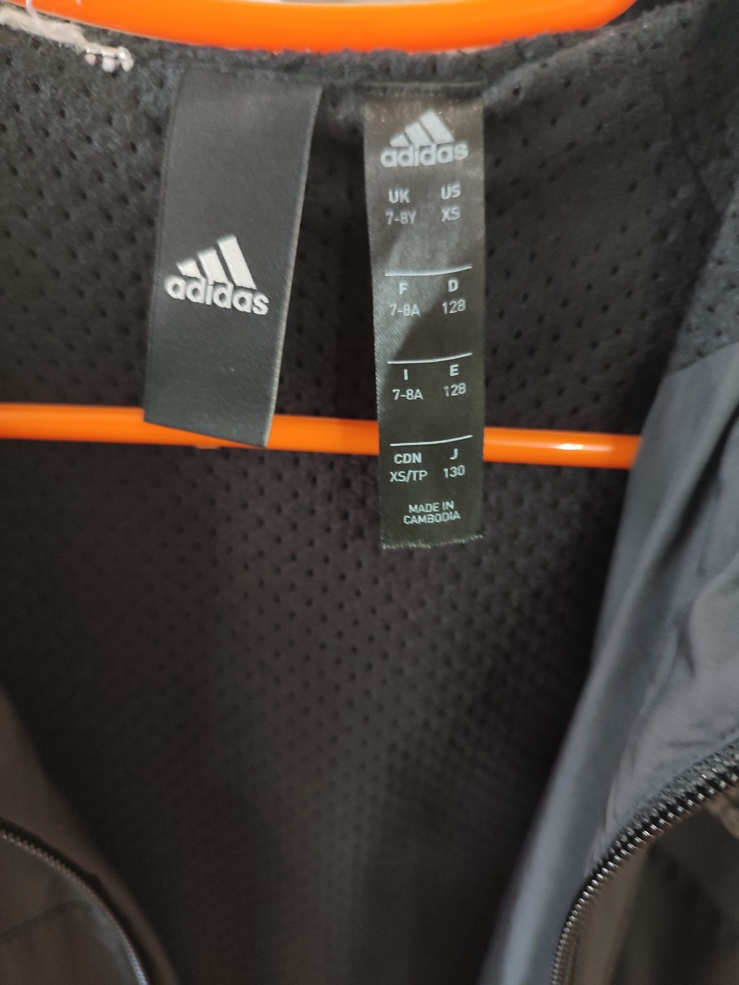 Casaco corta vento Adidas 128cm