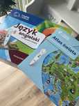 Albik mówiące pióro język angielski i atlas świata