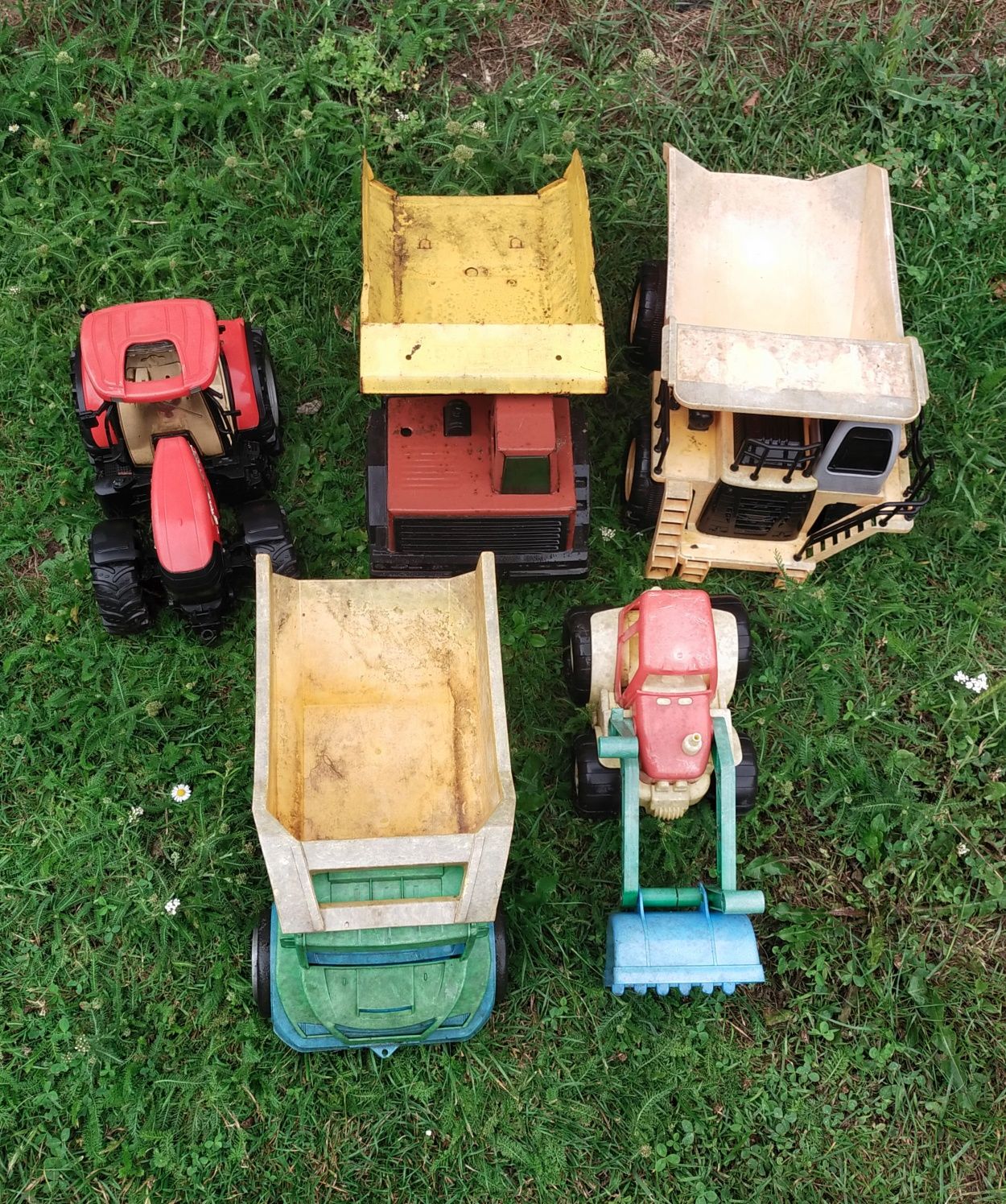 Mix wywrotek, Traktor Bruder i mini koparka