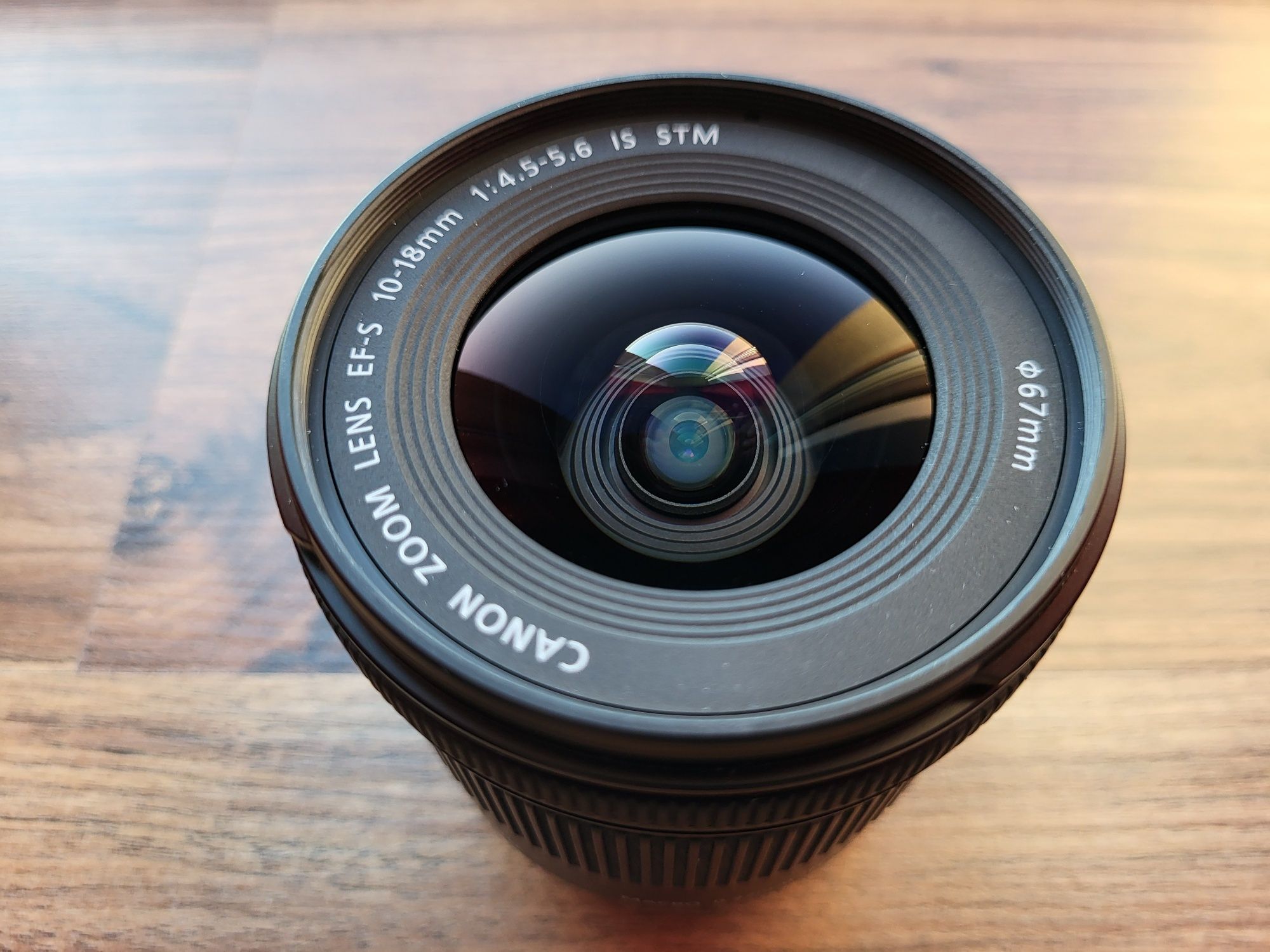 Obiektyw Canon EFS 10-18mm f/4.5-5.6 IS STM jak nowy