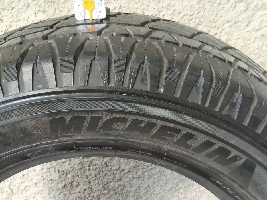 4 штуки R 17 Michelin 245/65