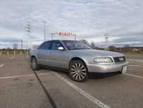 Audi A8 Audi A8 D2 4.2L V8 Benzyna 300KM Quattro 4X4 automat