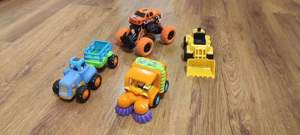 Тракторець Huile Toys з причіпом комбайн сміттєочисник супертрак грейд