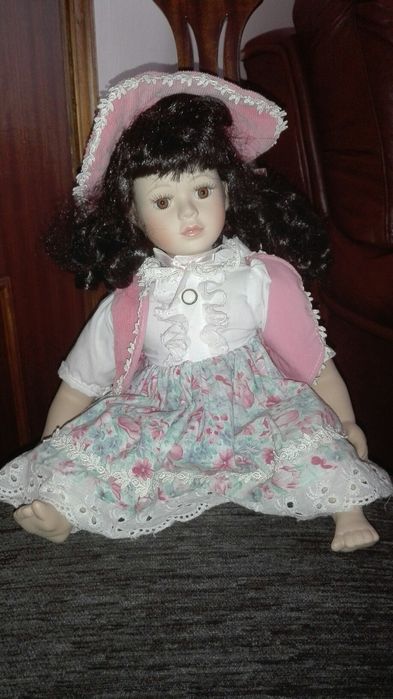 Bonecas de porcelana