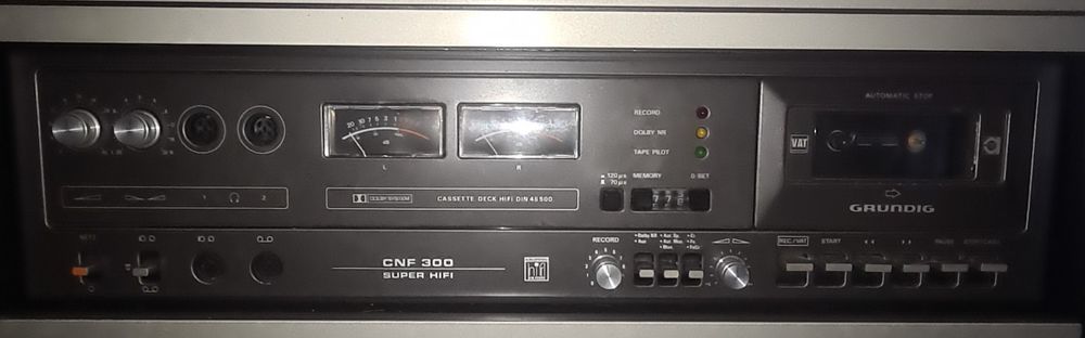 Leitor de cassetes Grundig CNF300