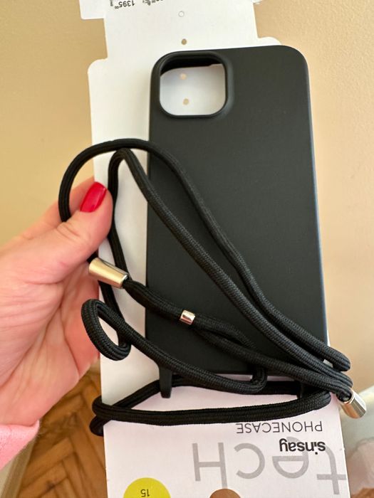 Чехол на iPhone 15
