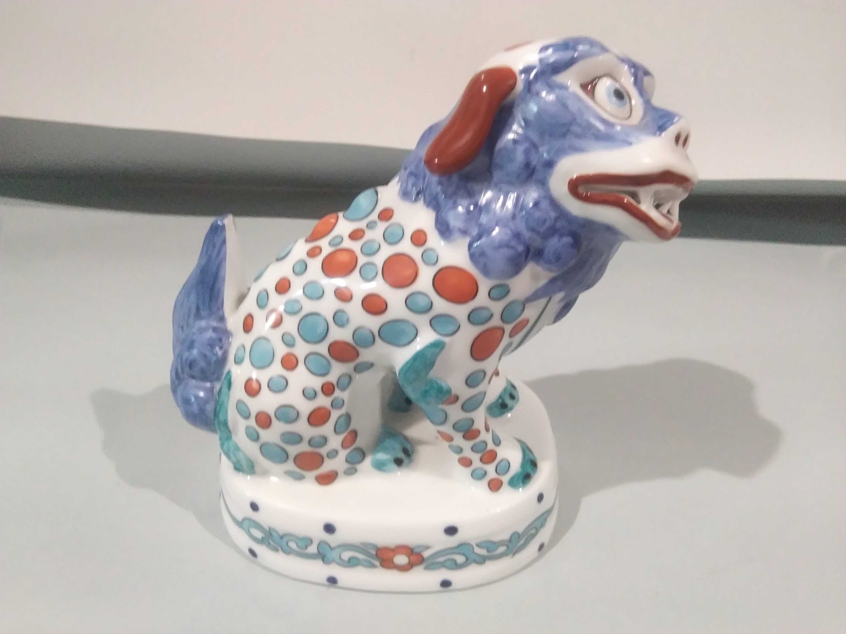 Cão de foo em porcelana