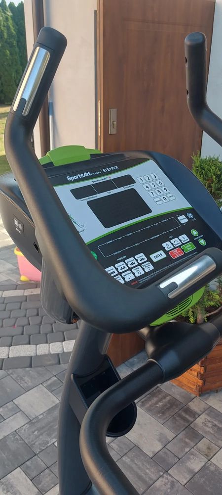 Степпер SportsArt S715 , Life Fitness ,Precor , Technogym