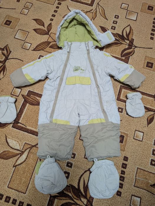 Продам зимовий комбінезон для хлопчика3-5 років