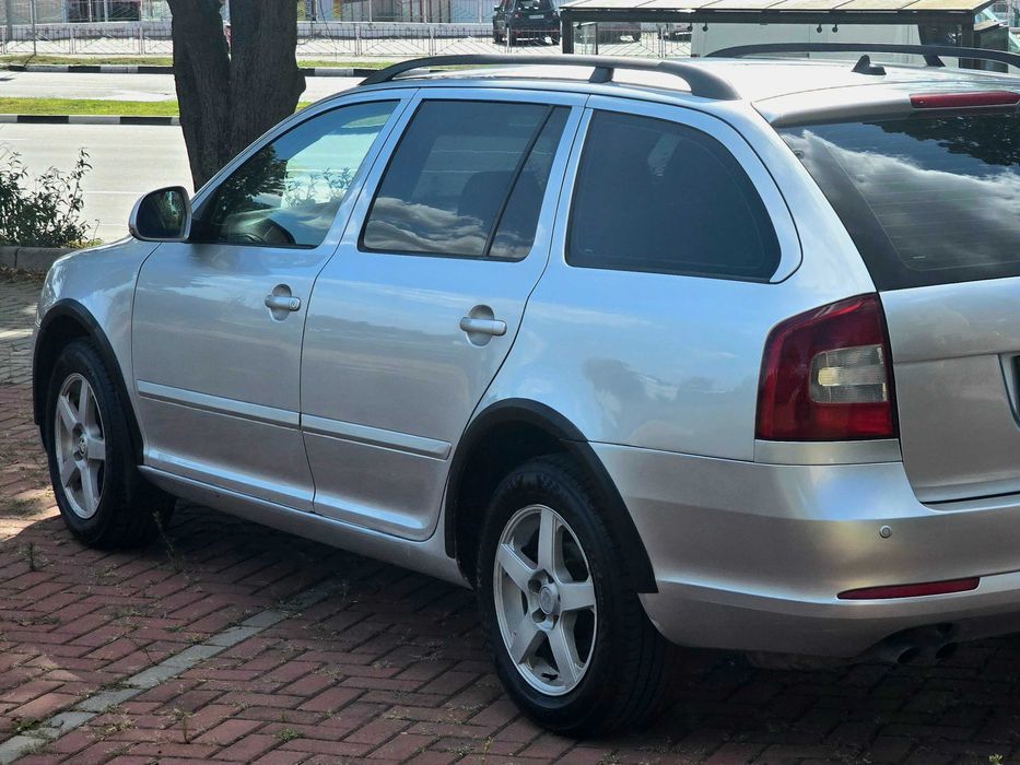 Skoda Octavia 2009г.в. 1.9 турбодизель, полный привод