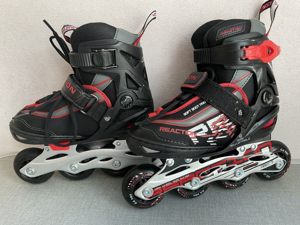 Роликовые коньки детские REACTION Rainbow ERS002MX (размер 26-31)