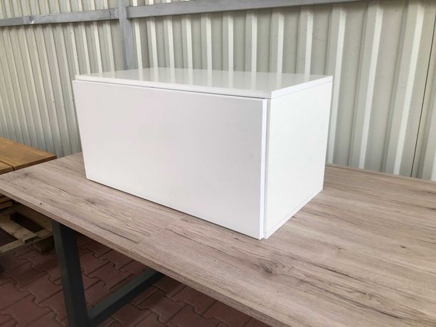 Biała szafka półka z samodomykaczem push click Rock