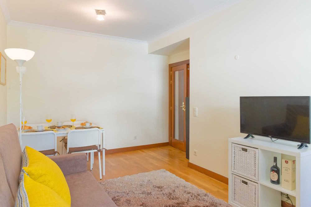 Arrendamento temporário!! - T1 na Boavista (casa da música)  - Porto