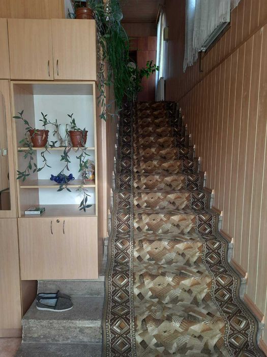 Продається будинок у Єзуполі, поруч Івано-Франківська