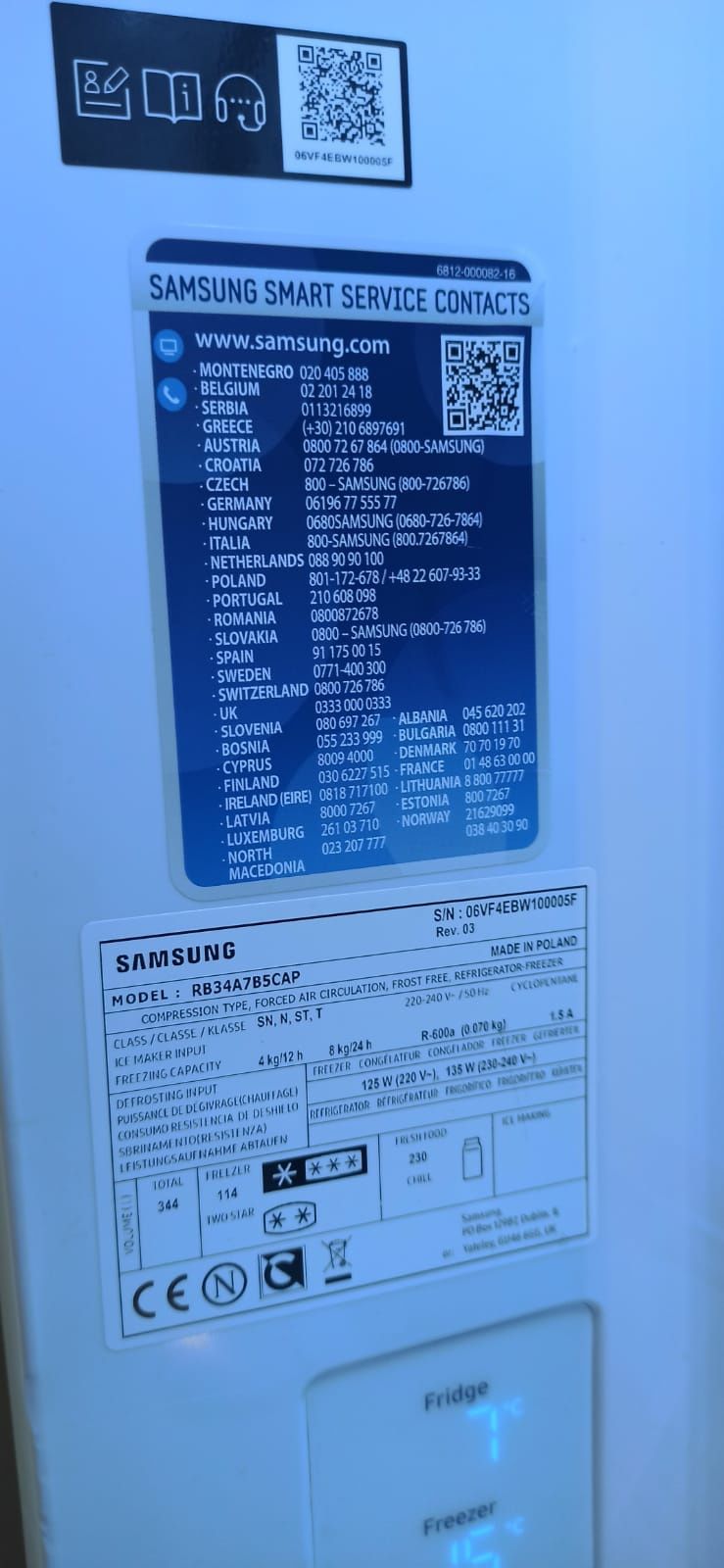Lodówka Samsung Bespoke 
BESPOKE RB34A7B5CAP RSA