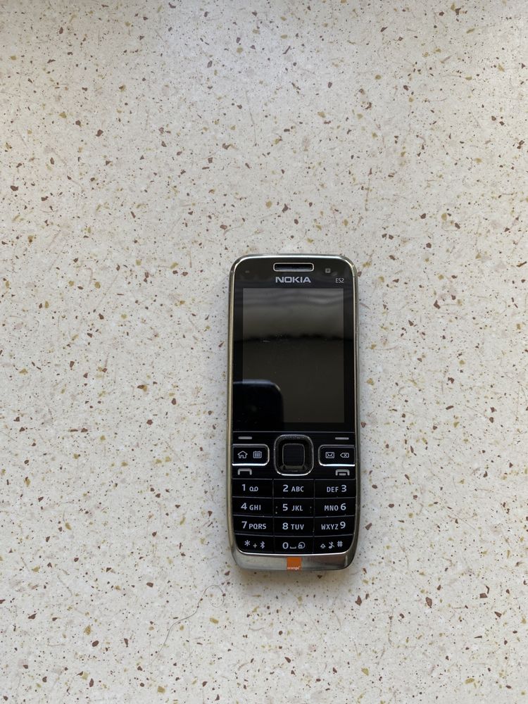 Nokia e52 orange klasyka