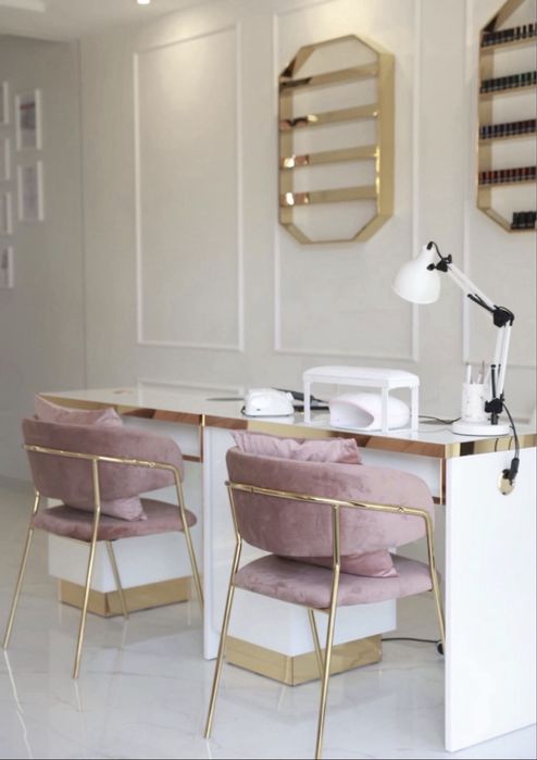 Wynajmę gabinet i stanowisko manicure Warszawa