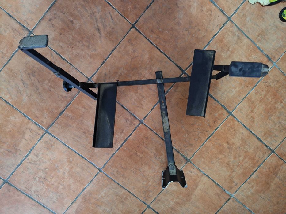 Suporte para TV ou Microondas ou forno