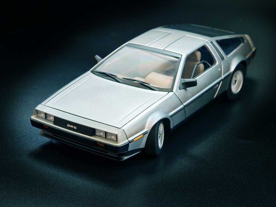 1/18 Autoart DeLorean DMC-12 (Satin Finish)