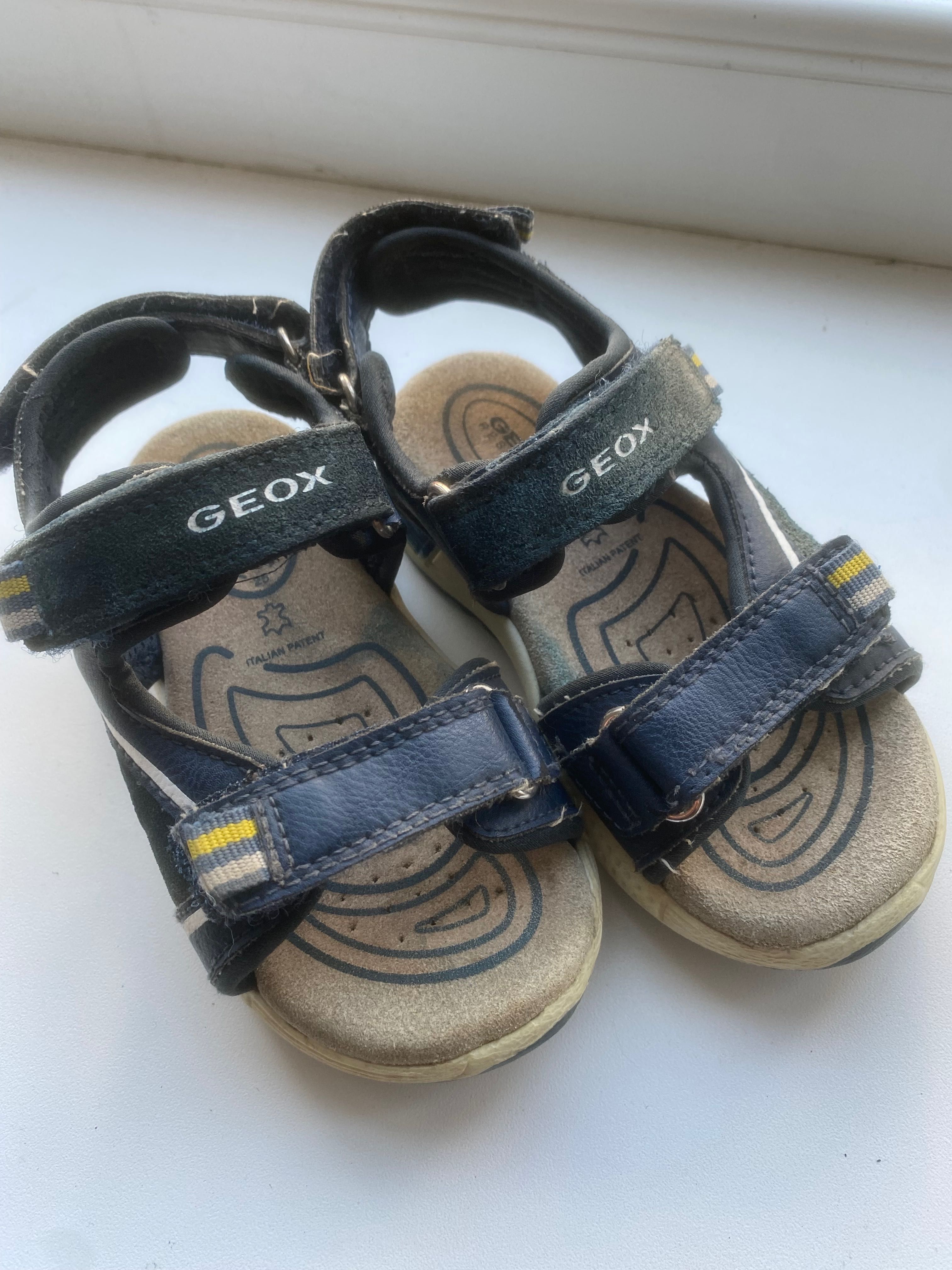 Дитячі кросівки, босоніжки Adidas, Geox,