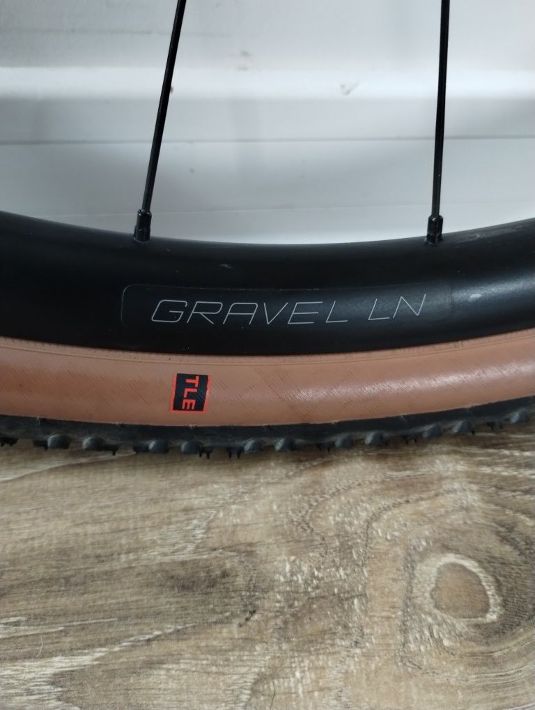 Koła DT Swiss Gravel LN