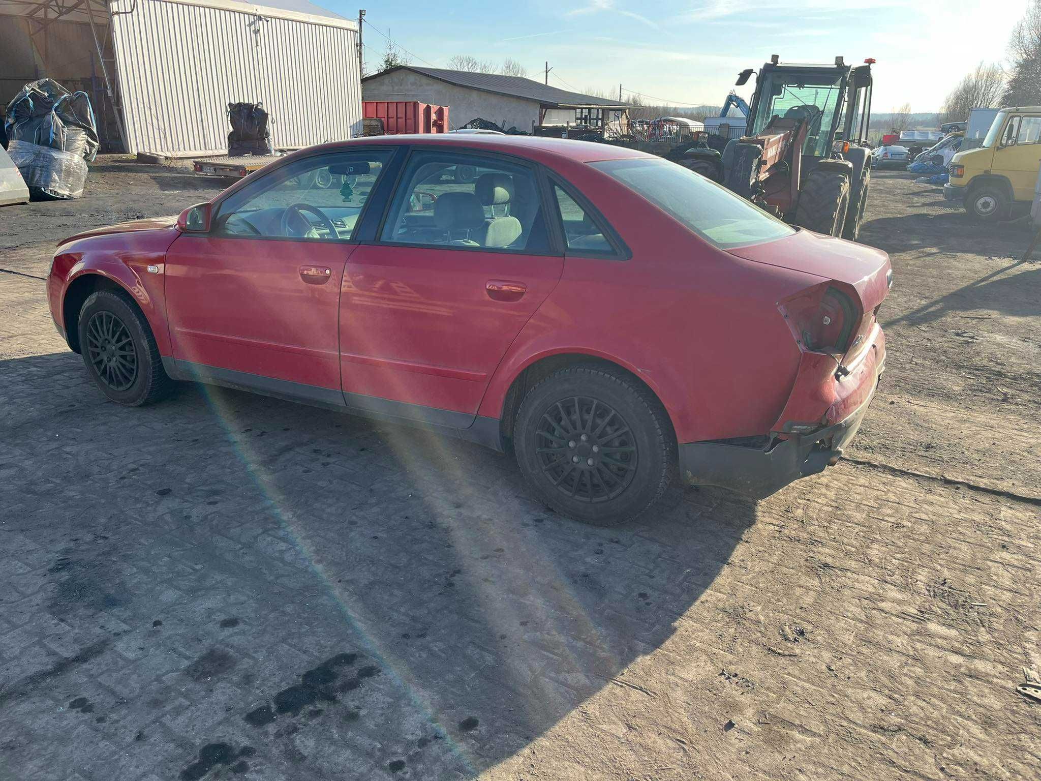 Audi A4 1.6 ALZ 2001r. kod lakieru LY3C, części