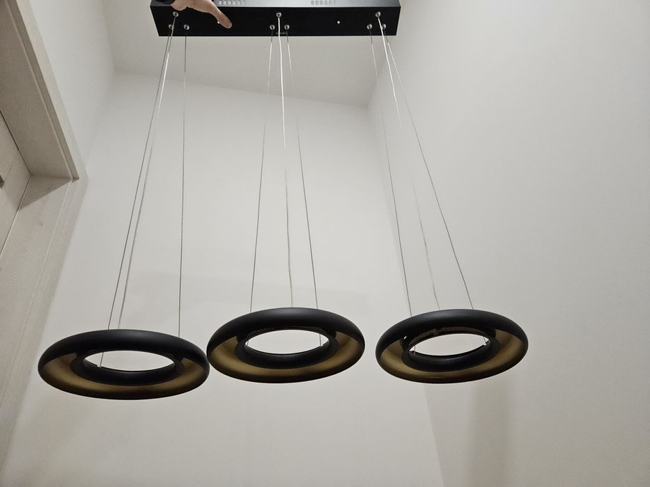 Lampa sufitowa LED czarna
