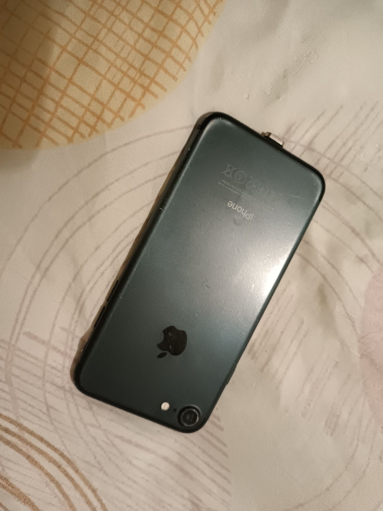 Iphone 7 128 Гб в отличном состоянии